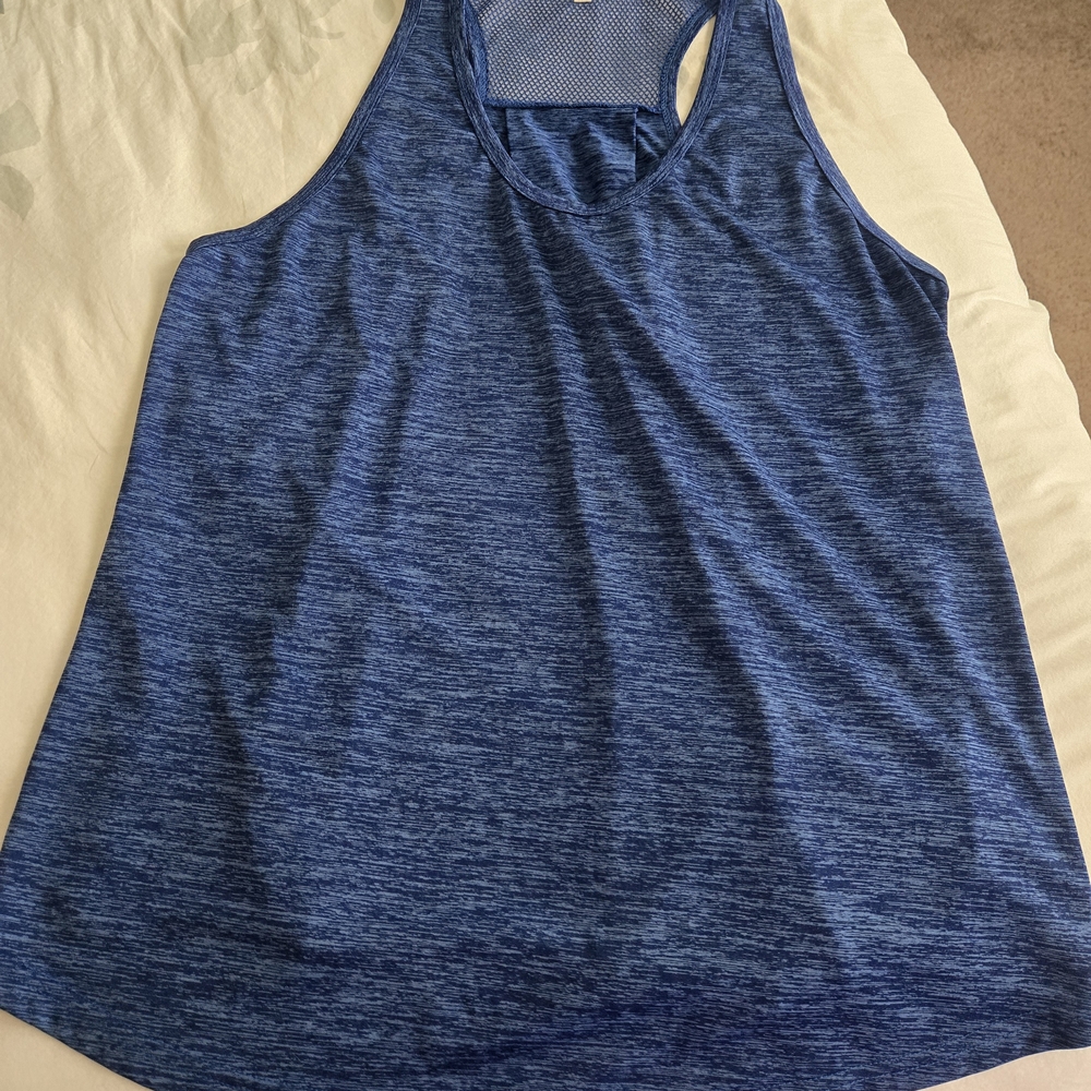 Bundle of 2 Women's Tank Tops